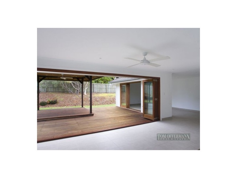 11 Driftwood Drive, Castaways Beach QLD 4567