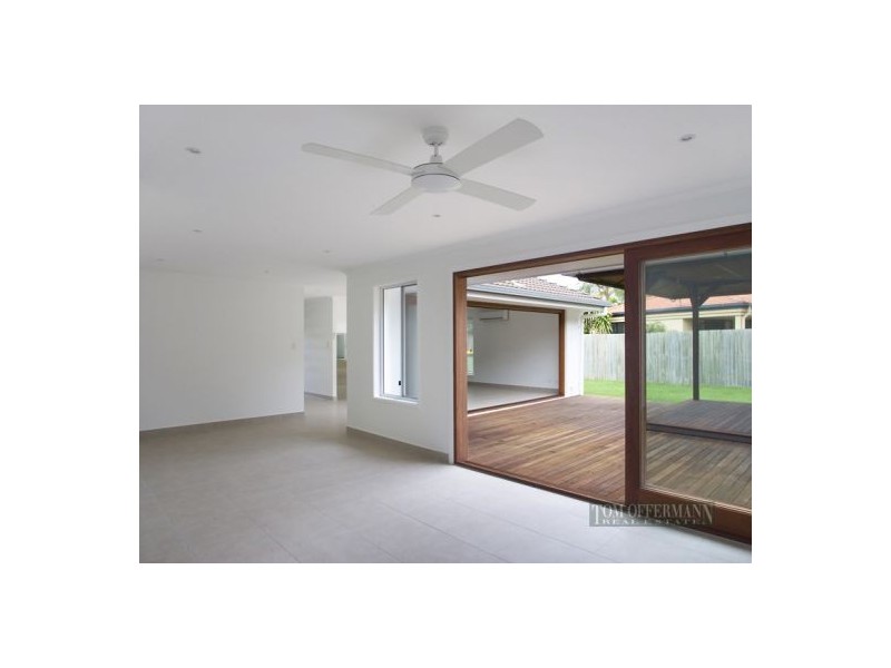 11 Driftwood Drive, Castaways Beach QLD 4567