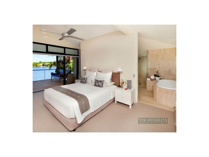 2 The Promontory, Noosa Waters QLD 4566