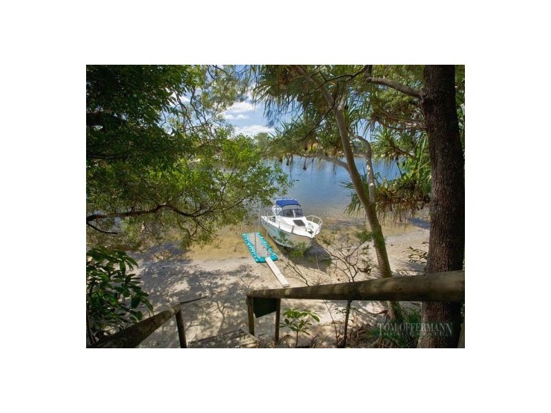 19 Macquarie Lodge, 53 Banksia Ave, Noosa Heads QLD 4567