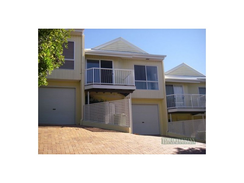 2/69 Southern Cross Parade, Sunrise Beach QLD 4567