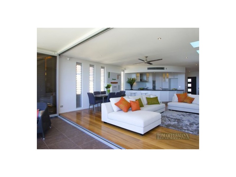 1/37 Sobraon Street, Sunrise Beach QLD 4567