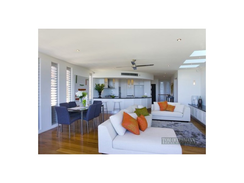 1/37 Sobraon Street, Sunrise Beach QLD 4567