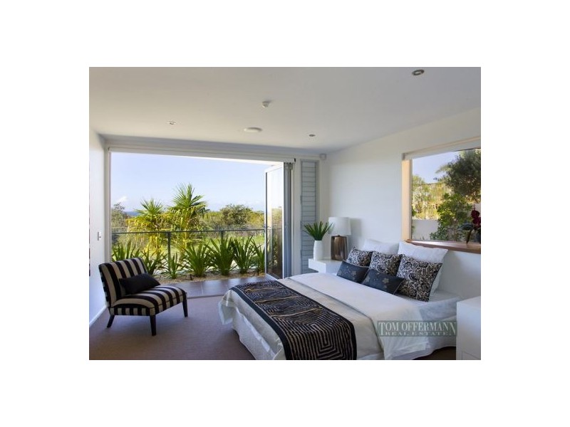 1/37 Sobraon Street, Sunrise Beach QLD 4567