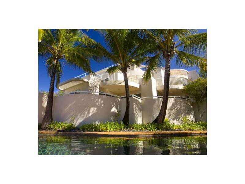 2/41 Tingira Cres, Sunrise Beach QLD 4567