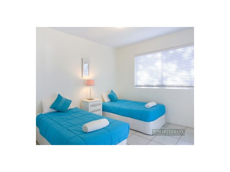 2/41 Tingira Cres, Sunrise Beach QLD 4567