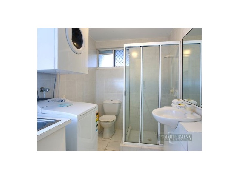 2/41 Tingira Cres, Sunrise Beach QLD 4567