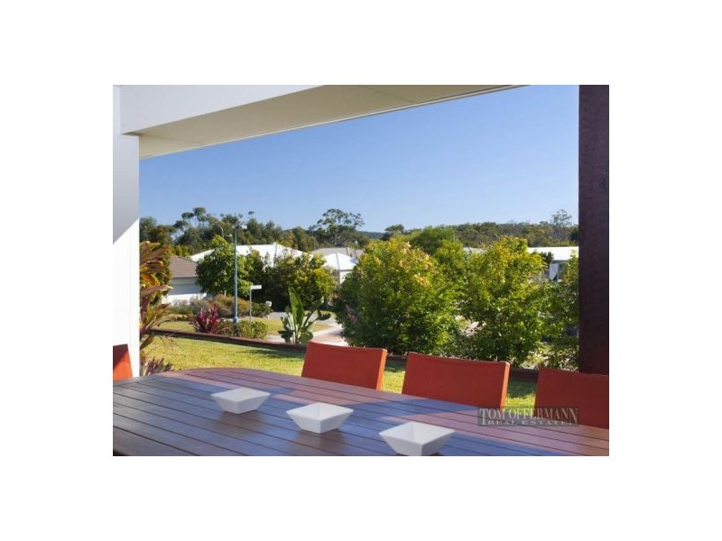 8 Maddens Cres, Peregian Springs QLD 4573