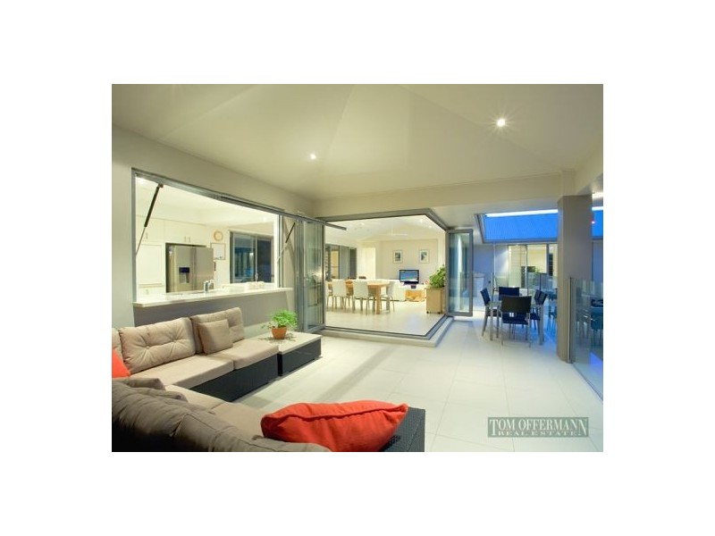 4 Aspera Place, Noosaville QLD 4566