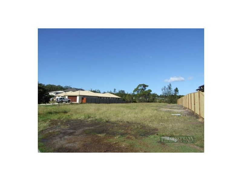 22 Attenuatta Place, Noosaville QLD 4566