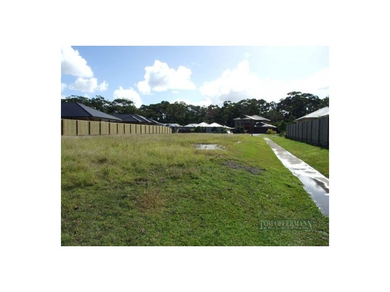 22 Attenuatta Place, Noosaville QLD 4566