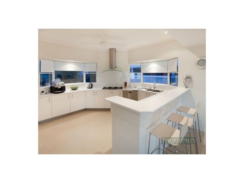 34 Angler St, Noosa Heads QLD 4567