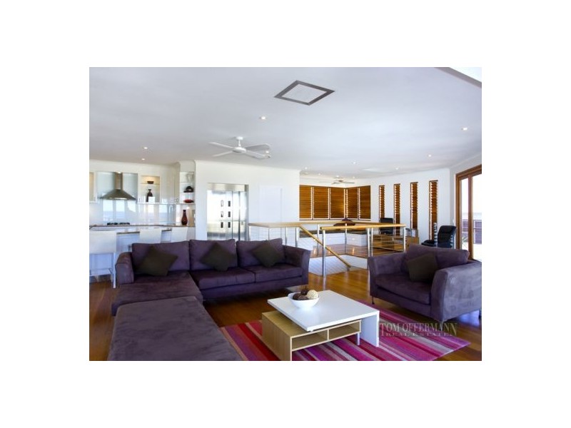 2/31 Tingira Cres, Sunrise Beach QLD 4567