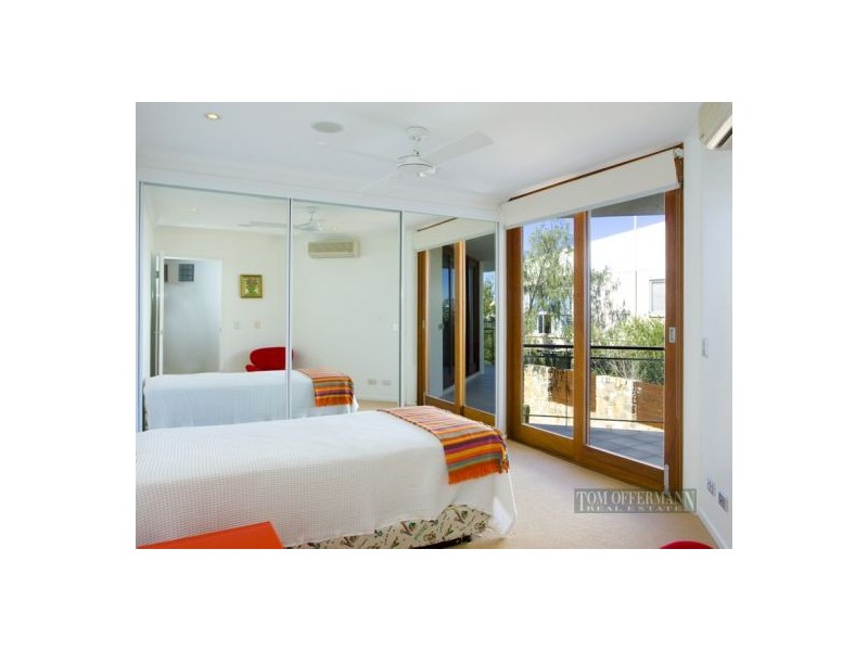 2/31 Tingira Cres, Sunrise Beach QLD 4567