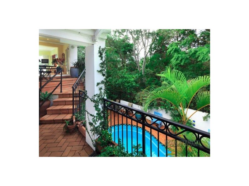 1/15 Little Cove Road, Little Cove QLD 4567