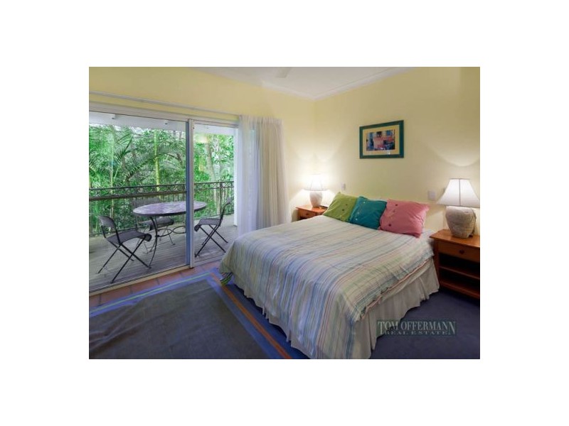 1/15 Little Cove Road, Little Cove QLD 4567