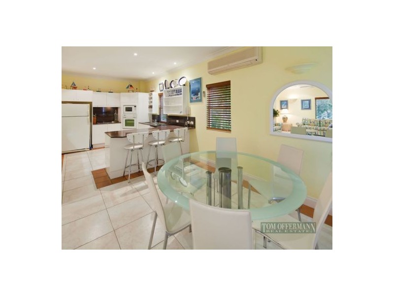 1/15 Little Cove Road, Little Cove QLD 4567