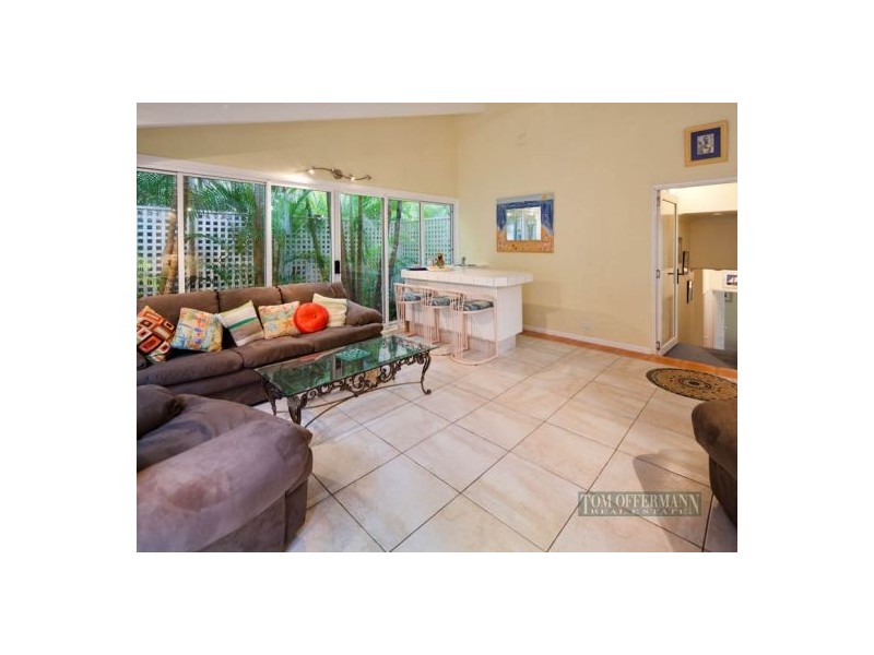 1/15 Little Cove Road, Little Cove QLD 4567