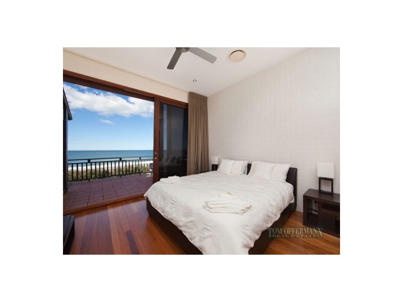 14 Tropicana Rise, Castaways Beach QLD 4567