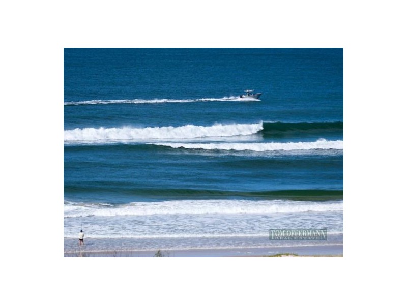 14 Tropicana Rise, Castaways Beach QLD 4567