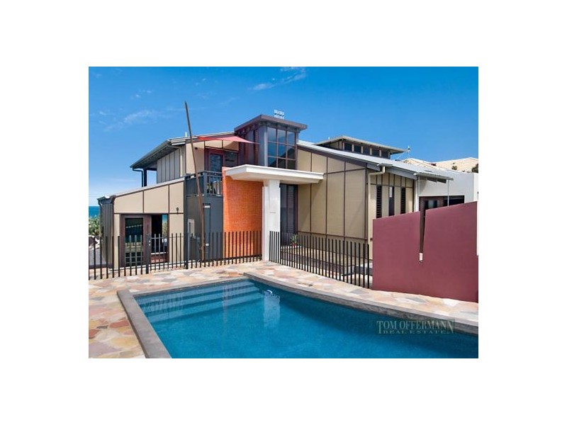 14 Tropicana Rise, Castaways Beach QLD 4567
