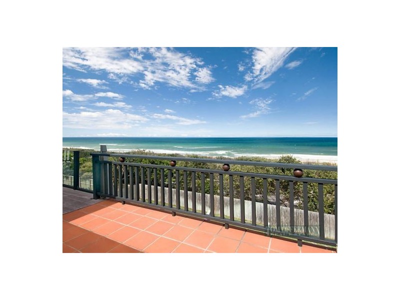 14 Tropicana Rise, Castaways Beach QLD 4567