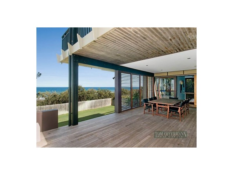 14 Tropicana Rise, Castaways Beach QLD 4567