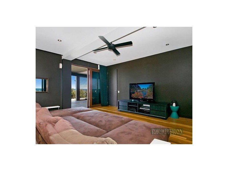 14 Tropicana Rise, Castaways Beach QLD 4567