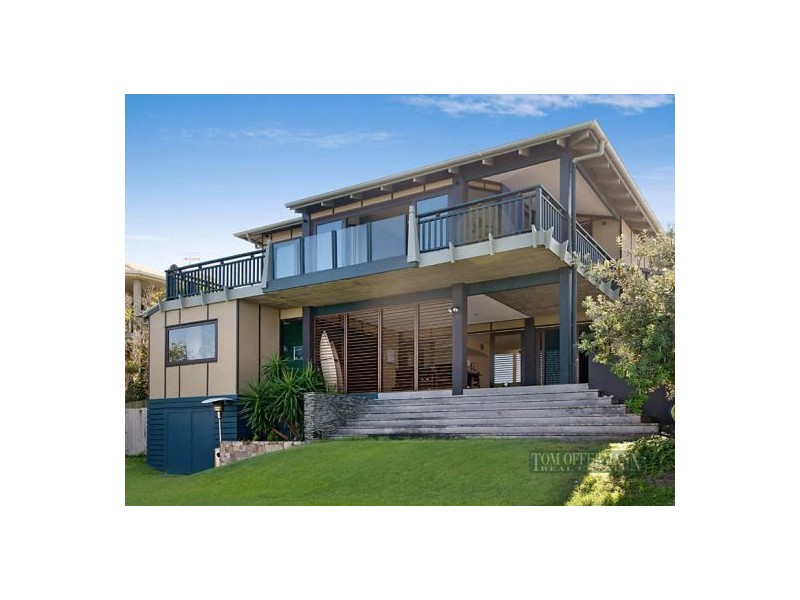 14 Tropicana Rise, Castaways Beach QLD 4567