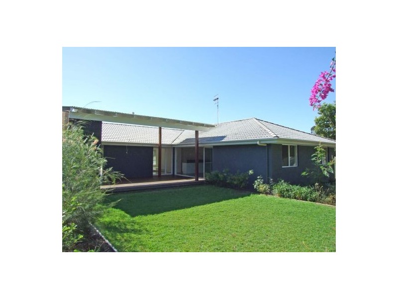 9 Stardust Court, Sunrise Beach QLD 4567