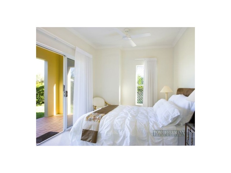 4 Kiamba Crt, Sunshine Beach QLD 4567