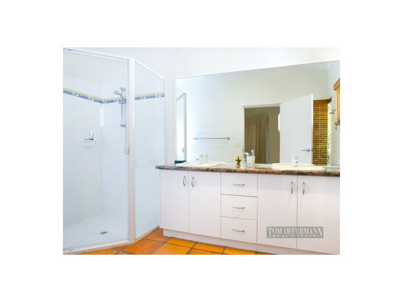 4 Kiamba Crt, Sunshine Beach QLD 4567