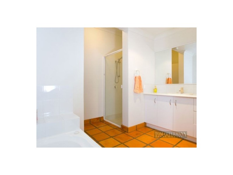 4 Kiamba Crt, Sunshine Beach QLD 4567