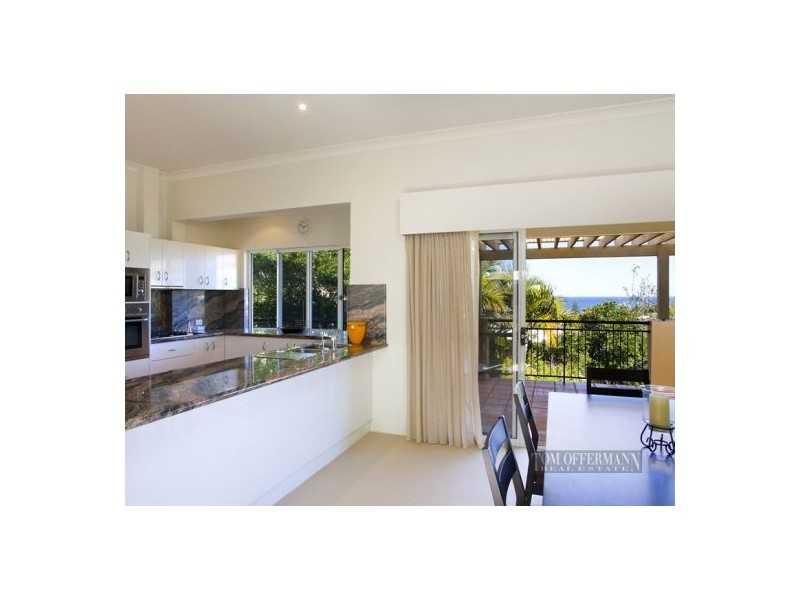 4 Kiamba Crt, Sunshine Beach QLD 4567