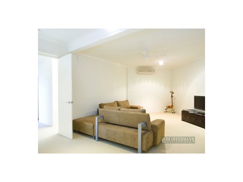 4 Kiamba Crt, Sunshine Beach QLD 4567