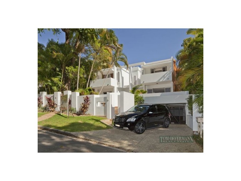 2/11 Mitti St, Little Cove QLD 4567