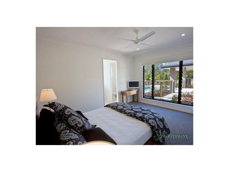 18 Aspera Place, Noosaville QLD 4566