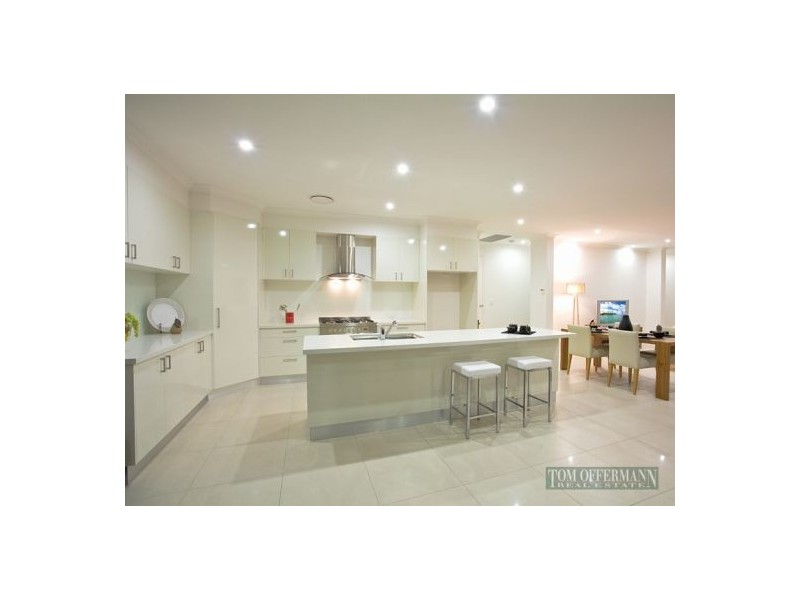 18 Aspera Place, Noosaville QLD 4566