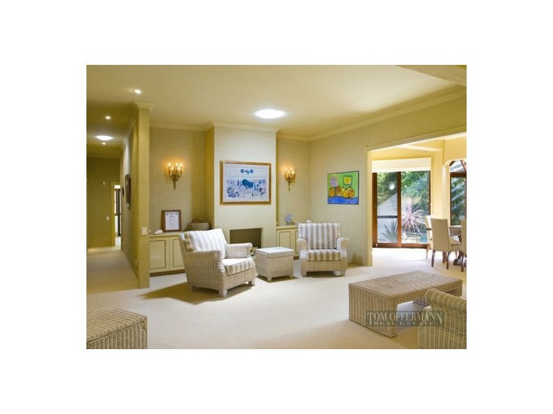 3 Silver Gull Crt, Sunshine Beach QLD 4567