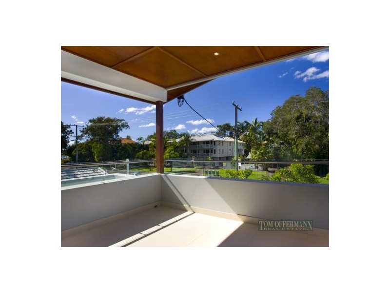 1/15 Robert St, Noosaville QLD 4566