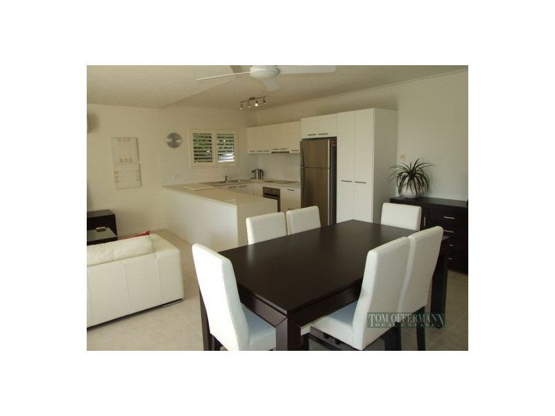 3/4 Edgar Bennett Ave, Noosa Heads QLD 4567