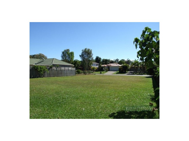 69 Lake Entrance Boulevard, Noosaville QLD 4566