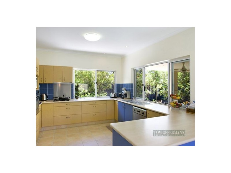 4 Sailfish Ct, Noosaville QLD 4566