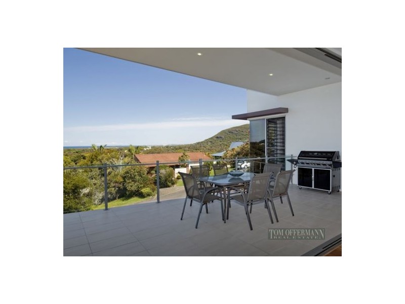 6 Binnea Street, Yaroomba QLD 4573