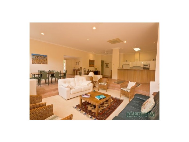 11 Helm Ct, Noosa Waters QLD 4566