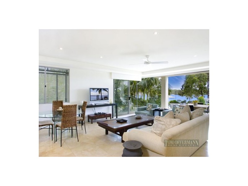 2/215 Gympie Tce, Noosaville QLD 4566