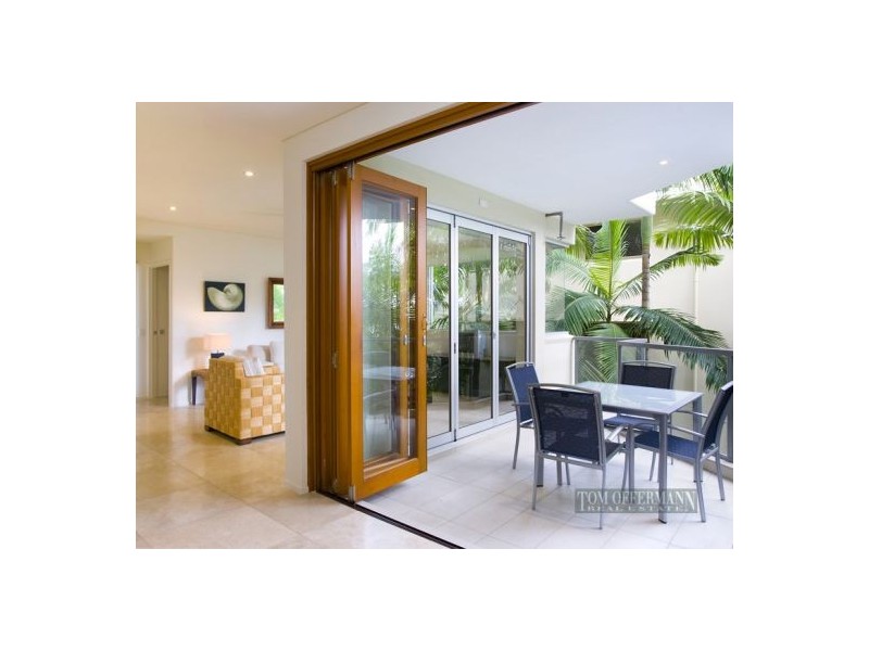 2/215 Gympie Tce, Noosaville QLD 4566