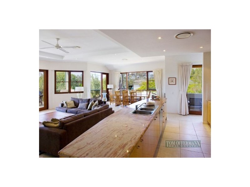 2/11 Hilton Esplanade, Noosaville QLD 4566