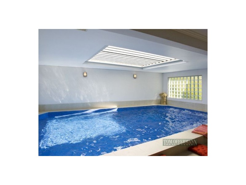 2/11 Hilton Esplanade, Noosaville QLD 4566