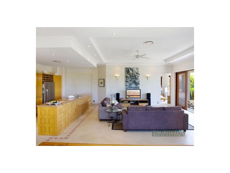 2/11 Hilton Esplanade, Noosaville QLD 4566